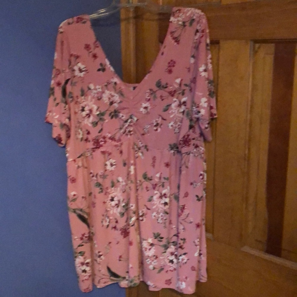 Torrid v neck shirt